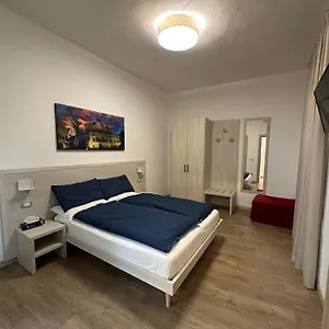 Residenza Pezzani Casa de hóspedes Parma