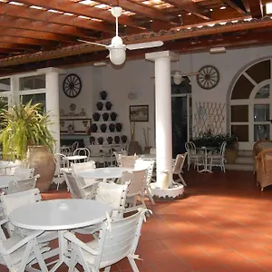 Augustus Hotel